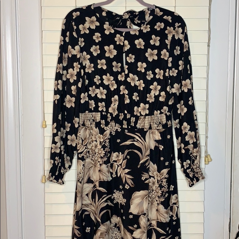 Zara black floral dress with leg slit | Size L